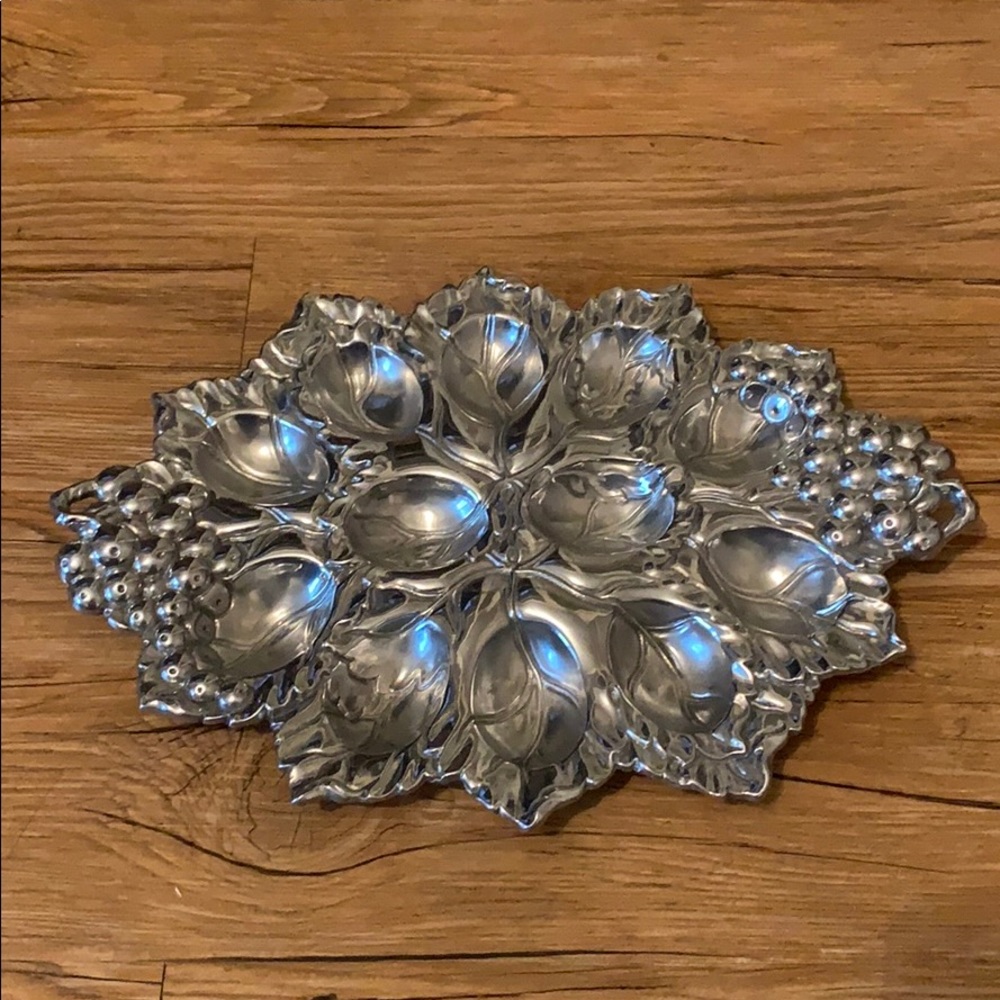 Arthur Court grape deviled egg tray